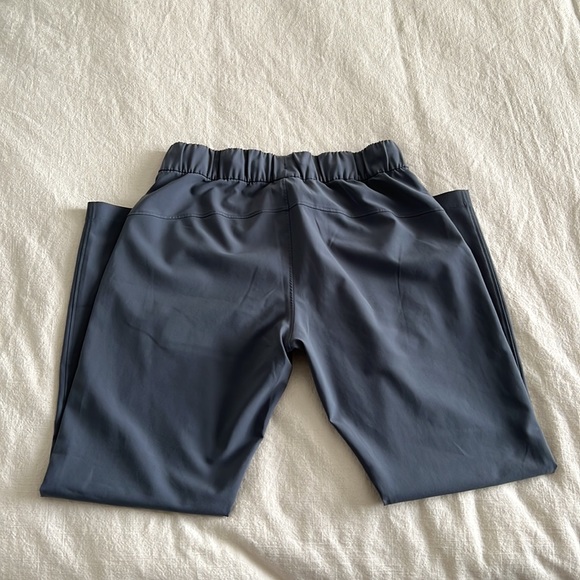 Lulu lemon Gray Panta - Picture 3 of 4